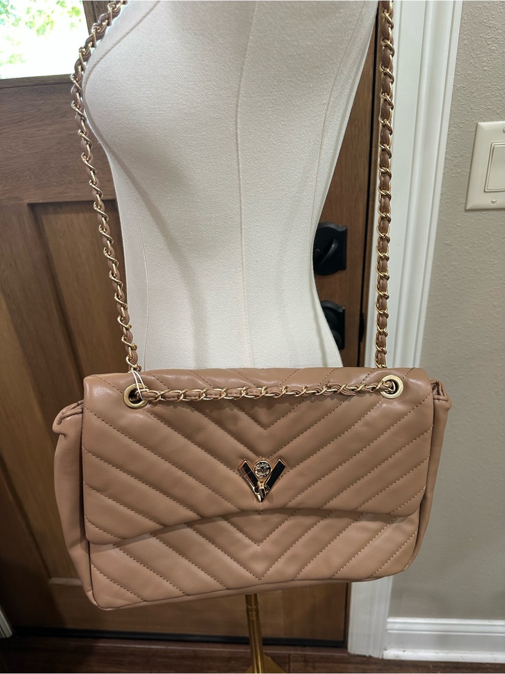 NWT Valentino Orlandi V-3009 Quilted Chain Shoulder Bag Taupe MSRP $320 - Picture 2 of 9